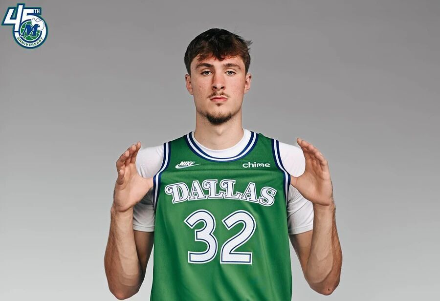 这位跳级进, 如今站在